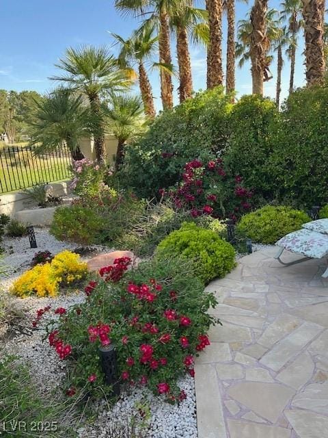 8460 Carmel Ridge Ct, Las Vegas, NV 89113 - photo 35