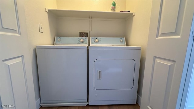 9580 W Reno Ave Unit 240, Las Vegas, NV 89148 - laundry area featuring washing machine and dryer