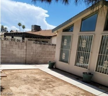 3214 Anacapa Way, Las Vegas, NV 89146 - view of patio