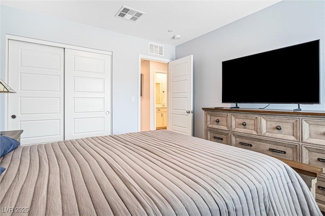 906 Cadence View Way, Henderson, NV 89011 - bedroom featuring a closet