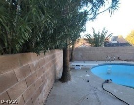 2802 Camelback Ln, Henderson, NV 89074 - photo 13