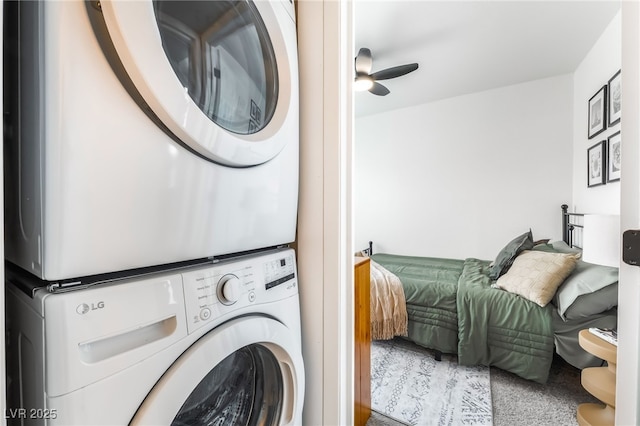 1467 Hialeah Dr Unit C, Las Vegas, NV 89119 - washroom with estacked washer and dryer and a ceiling fan