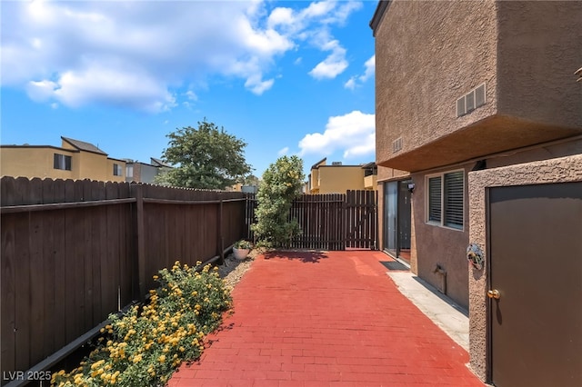 1467 Hialeah Dr Unit C, Las Vegas, NV 89119 - view of patio / terrace