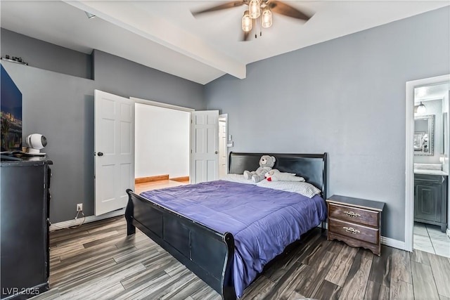 1905 Las Verdes St, Las Vegas, NV 89102 - bedroom featuring wood finished floors, ensuite bath, and a ceiling fan
