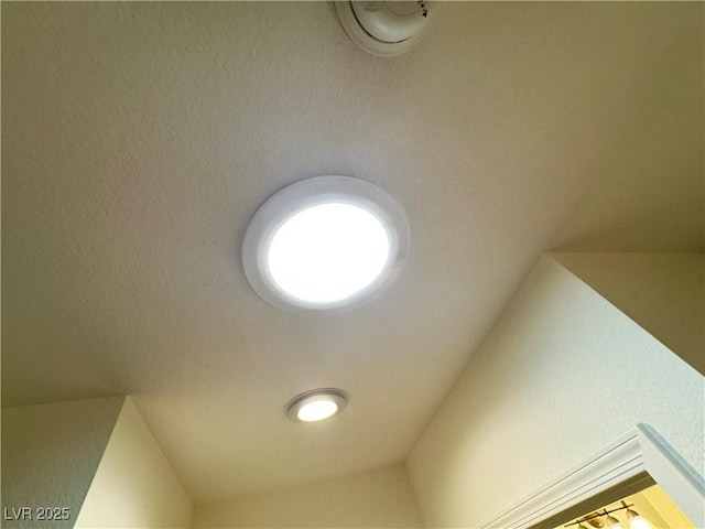 2406 Showcase Dr, Las Vegas, NV 89134 - detailed view of a smoke detector