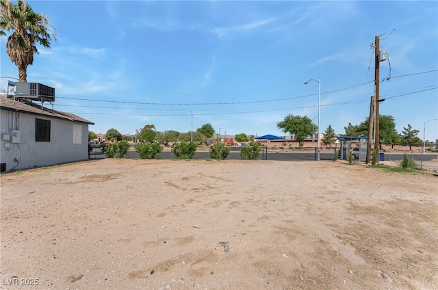 2222 N Martin L King Blvd, Las Vegas, NV 89106 - view of yard