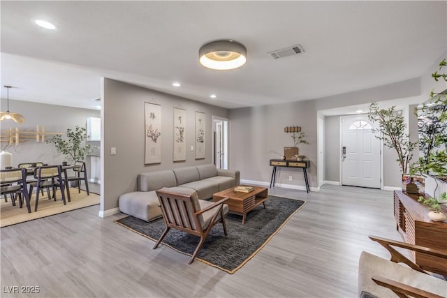 5048 Champions Ave, Las Vegas, NV 89142 - photo 4