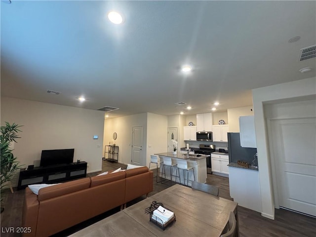 1170 King Lark St, Henderson, NV 89011 - photo 6