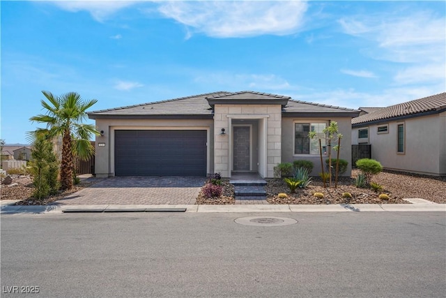 124 Lake Oasis St, Henderson, NV 89011 - photo 1