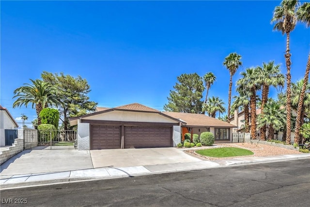 2504 La Solana Way, Las Vegas, NV 89102 - photo 1