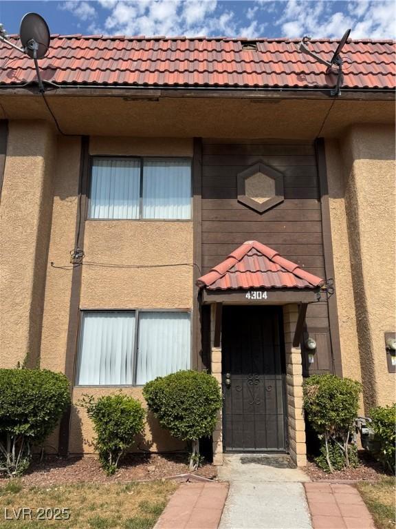 4304 Lynnann Dr, Las Vegas, NV 89110 - photo 1
