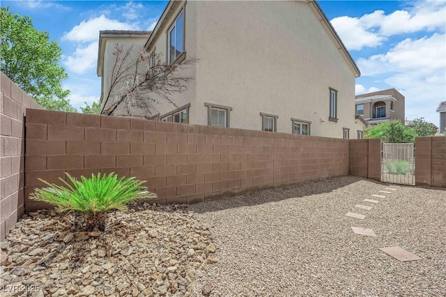 9830 Venus Lake Ct, Las Vegas, NV 89178 - photo 30