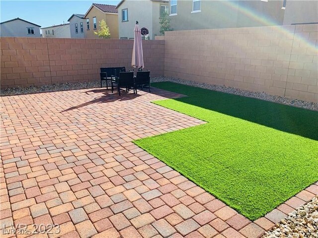 7867 Pink Opal Ave, Las Vegas, NV 89113 - photo 19