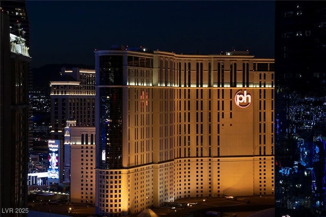 145 E Harmon Ave Unit 2917, Las Vegas, NV 89109 - photo 43