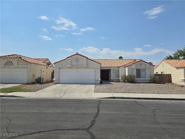 2739 Pinewood Ave, Henderson, NV 89074 - photo 2