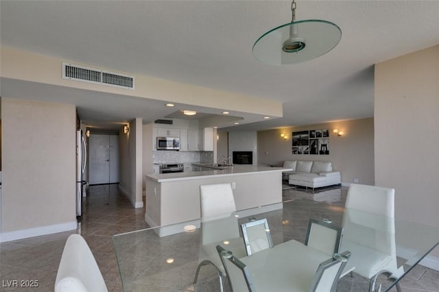 3111 Bel Air Dr Unit 18C, Las Vegas, NV 89109 - photo 6