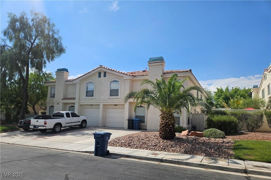 7917 Lisa Dawn Ave, Las Vegas, NV 89147 - photo 1