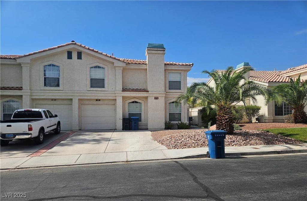 7917 Lisa Dawn Ave, Las Vegas, NV 89147 - photo 2