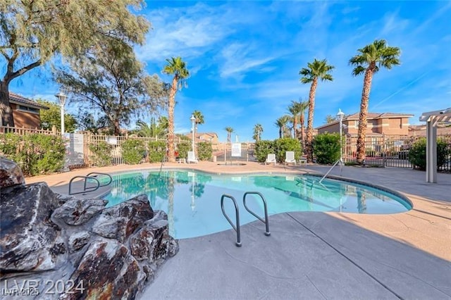 1433 Evening Song Ave, Henderson, NV 89012 - photo 32