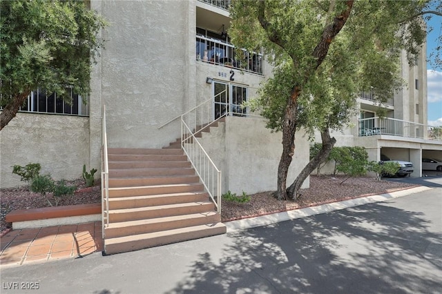 725 N Royal Crest Cir Unit 215, Las Vegas, NV 89169 - photo 1