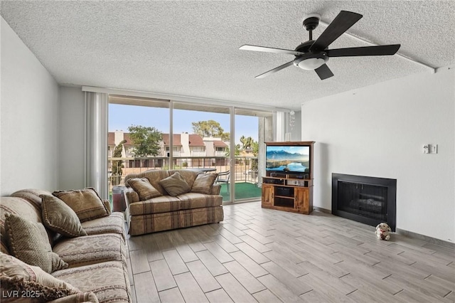 725 N Royal Crest Cir Unit 215, Las Vegas, NV 89169 - photo 4