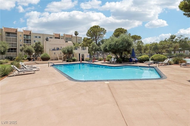 725 N Royal Crest Cir Unit 215, Las Vegas, NV 89169 - photo 34