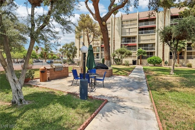 725 N Royal Crest Cir Unit 215, Las Vegas, NV 89169 - photo 36