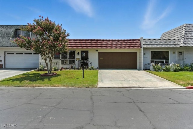 3573 Legendary Dr, Las Vegas, NV 89121 - photo 2