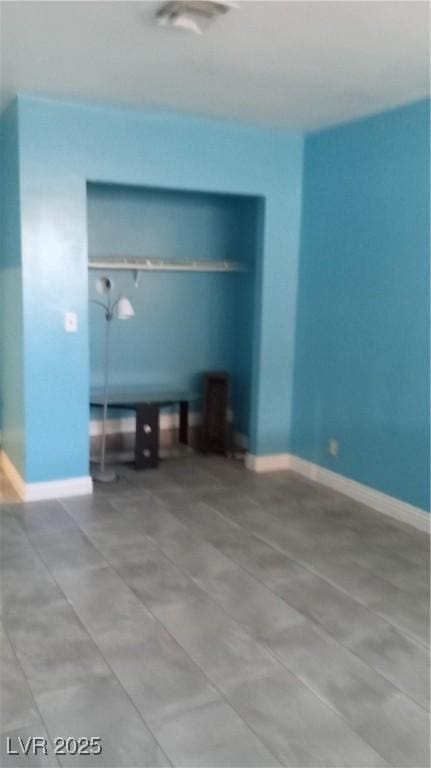 5124 Holmby Ave, Las Vegas, NV 89146 - photo 2