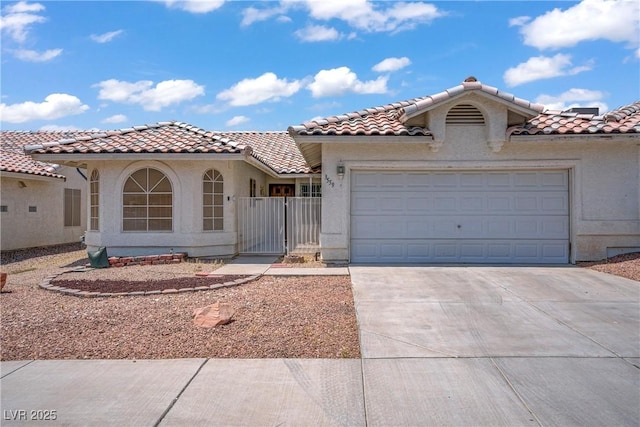 3559 S Dapple Gray Rd, Las Vegas, NV 89147 - photo 1