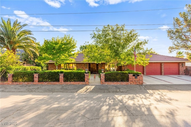 3841 Hildebrand Ln, Las Vegas, NV 89121 - photo 6