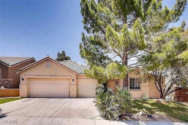 1135 Hidden Mist St, Henderson, NV 89052 - photo 1