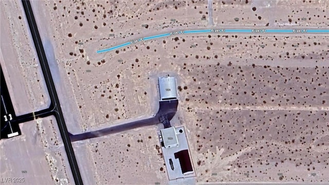 1281 E Piper Pl, Pahrump, NV 89060 - photo 2