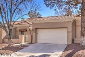 9109 Gemstone Dr, Las Vegas, NV 89134 - photo 1