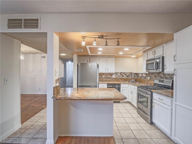 5612 Pearldrop Ave, Las Vegas, NV 89107 - photo 12
