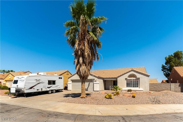 812 Rio Poco Ct, Henderson, NV 89015 - photo 1