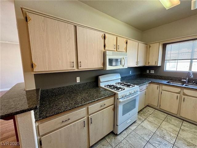 1900 N Torrey Pines Dr Unit 223, Las Vegas, NV 89108 - photo 22