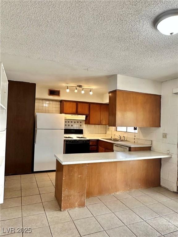 2858 Puenta St, Las Vegas, NV 89121 - photo 12