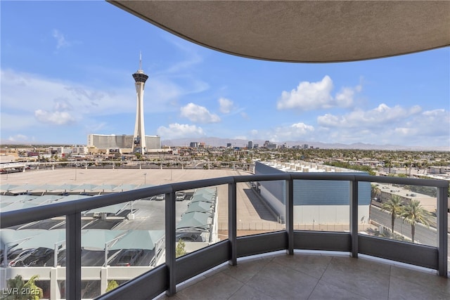 322 Karen Ave Unit 807, Las Vegas, NV 89109 - photo 2
