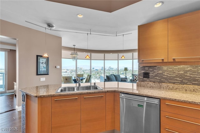 322 Karen Ave Unit 807, Las Vegas, NV 89109 - photo 10