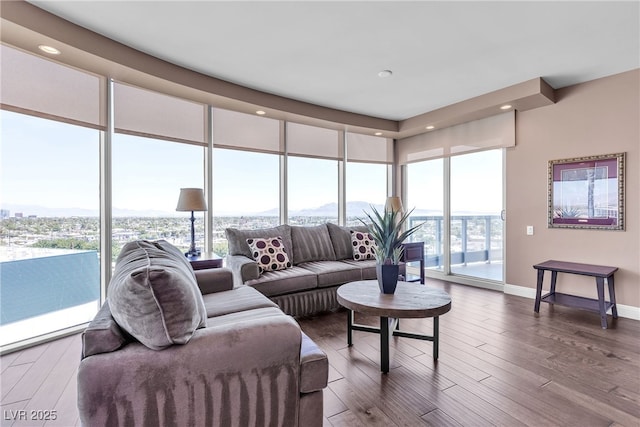 322 Karen Ave Unit 807, Las Vegas, NV 89109 - photo 12