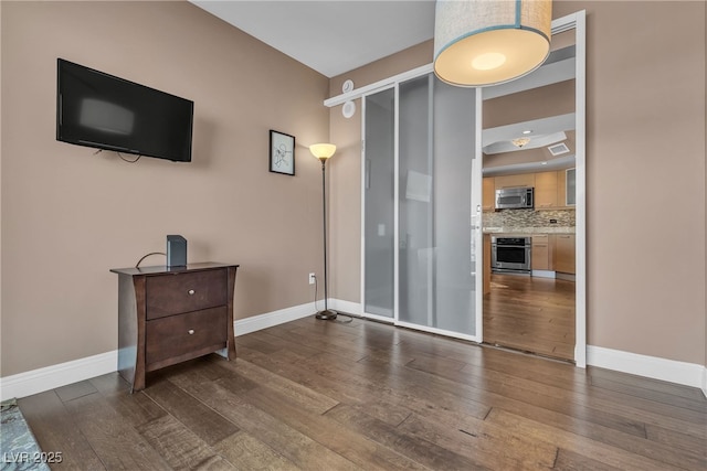 322 Karen Ave Unit 807, Las Vegas, NV 89109 - photo 33