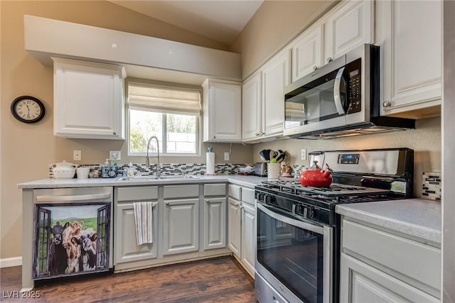 8229 Golf Club Ave, Las Vegas, NV 89145 - photo 15