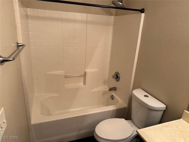 10118 Farmington Hall Ct, Las Vegas, NV 89129 - photo 18