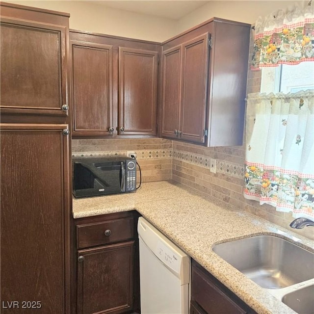 5218 Pat Pl, Las Vegas, NV 89118 - photo 7