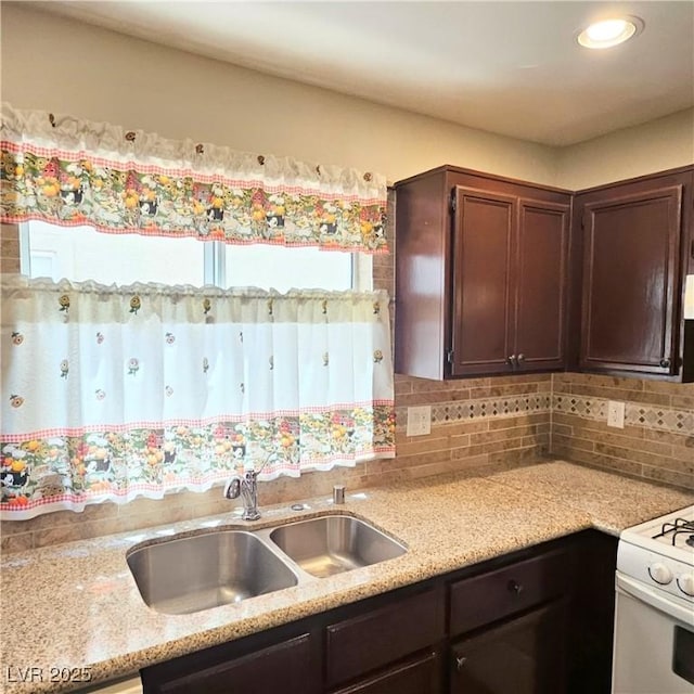 5218 Pat Pl, Las Vegas, NV 89118 - photo 10
