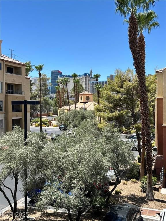 270 E Flamingo Rd Unit 205, Las Vegas, NV 89169 - photo 2