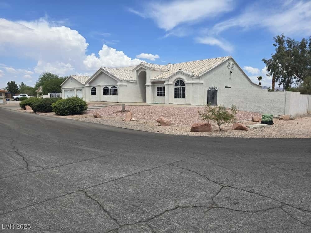 1225 Kover Ct, Henderson, NV 89002 - photo 1