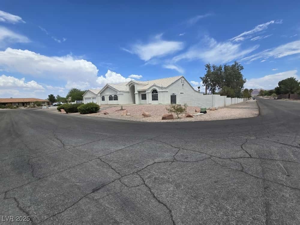 1225 Kover Ct, Henderson, NV 89002 - photo 2