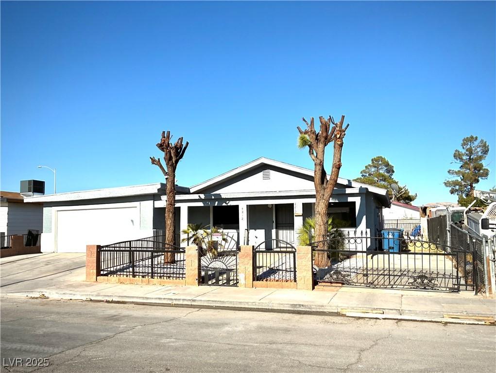 4212 Paramount St, Las Vegas, NV 89115 - photo 1